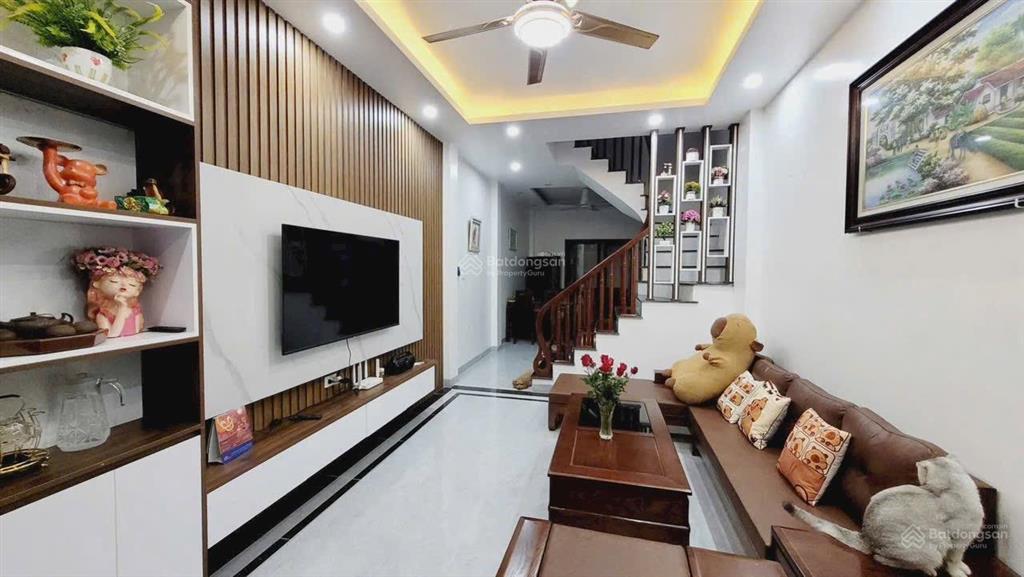 Cần bán 1 căn nhà 32m2x5 tầng tại tân lập đan phượng. giá 4,3 tỷ  0983 595 ***