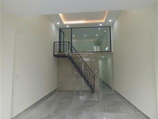 Nhà mới hoang hưu nam  đường ô tô 5m  giá nhĩnh 4tỷ