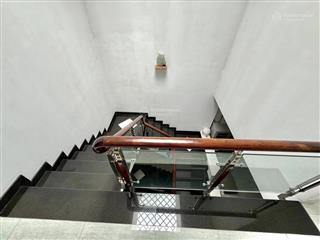 Nhà 3 lầu 110m2 giá 12,5 tỷ , mt đường 16m sát man thiện .q9.tăng nhơn phú a