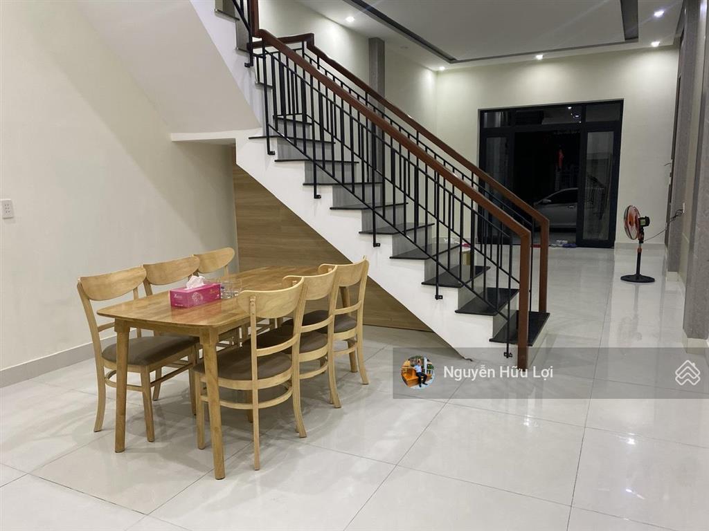 Nhà phố đặng nhữ lâm vào ở có gara đỗ xe, 6,6 tỷ, 107m2, sơn trà 2 tầng. 3 pn, 2 wc. giá đầu tư