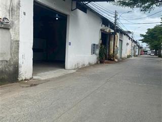 Cho thuê kho đường nguyễn thị tú,p.bình tân,dt 170m2 có gác 20m2 giá 18 triệu/tháng.  0917 631 ***