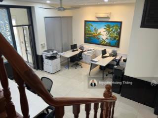 Cho thuê biệt thự 65tr/th 5pn full nội thất luxury, q. 2  580m2 sàn, vào ở ngay  0936 890 ***