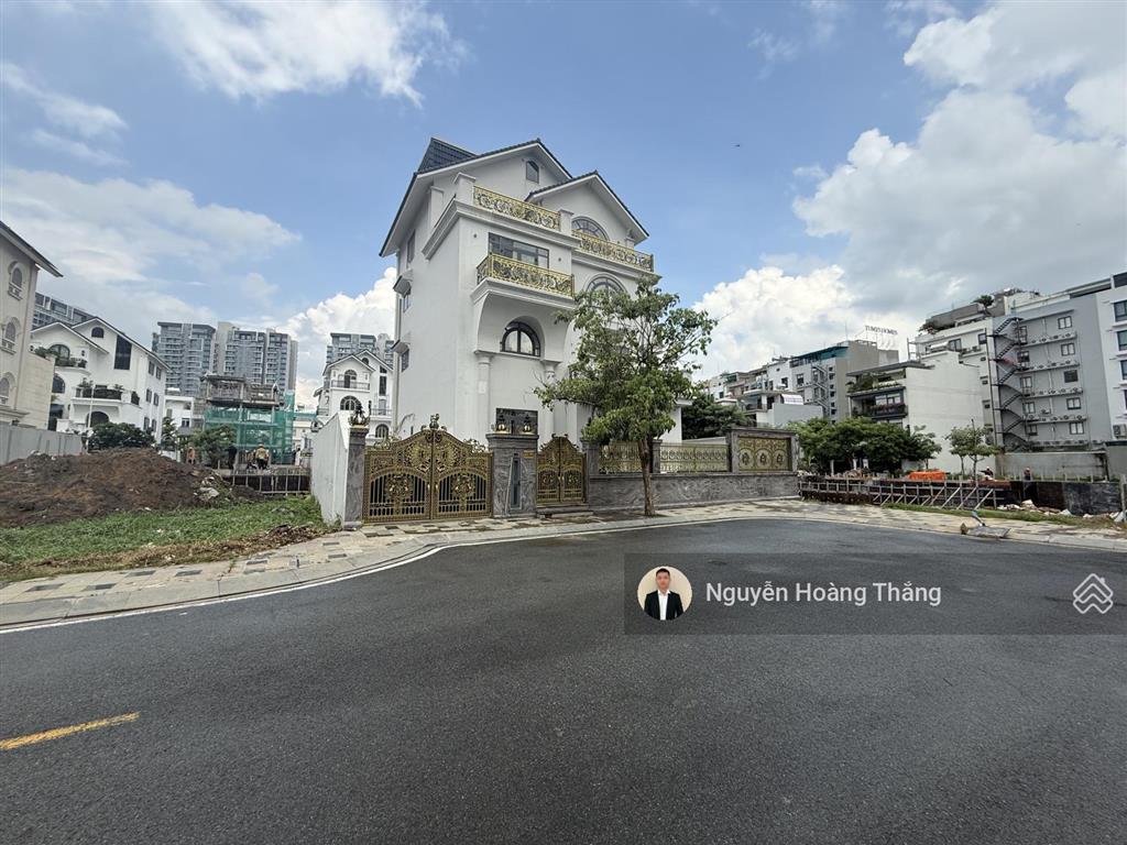 Bán gấp nền np vườn dt 7x20m rẻ nhất 210tr/m2, 10x18m 45,5tỷ mystery đảo kim cương q2, 0936 890 ***