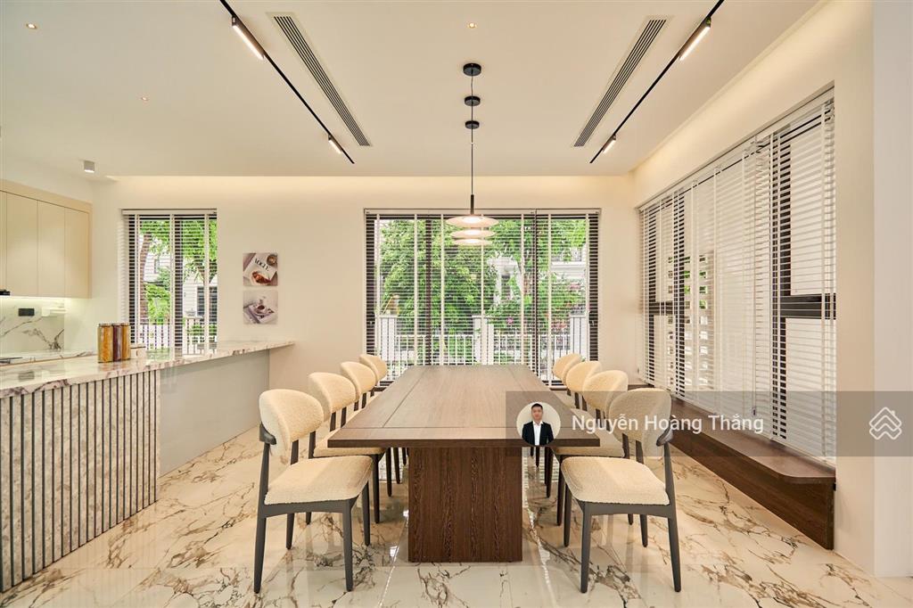 Bán gấp np 7x18m giá chỉ 37.5 tỷ sẵn nhà, 5x20m giá 29,5 tỷ mystery đảo kim cương q.2  0936 890 ***