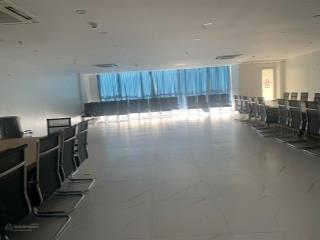 Bán gấp nhà mặt phố phạm văn đồng, quận cầu giấy 125 tỷ, 180m2, view đẹp