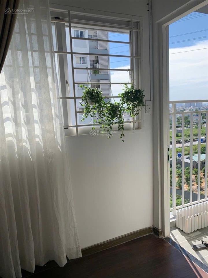 Bán căn ehomes phú hữu 1pn 40m2 giá 1,45 tỷ nhà hướng mát nội thất mới đẹp