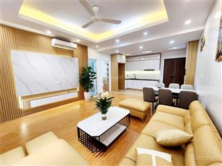 Bán căn hộ cc hpc landmark 105, 4,6 tỷ, 76m2, 2pn, 2wc, giá tốt