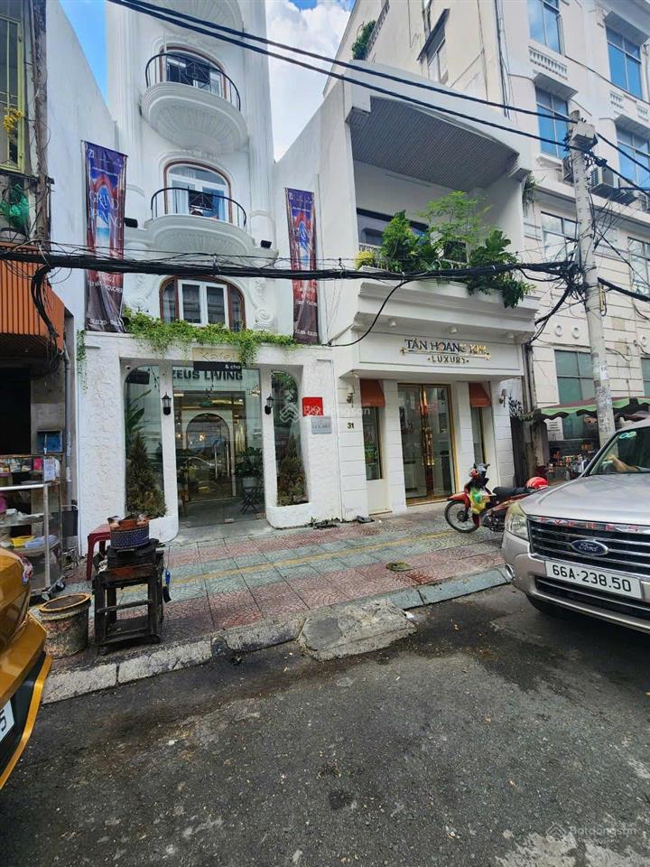 Nằm ngay bên cạnh ngân hàng trung ương, nhà mặt tiền nguyễn công trứ, quận 1, 95.3m2 ctxd 6 tầng