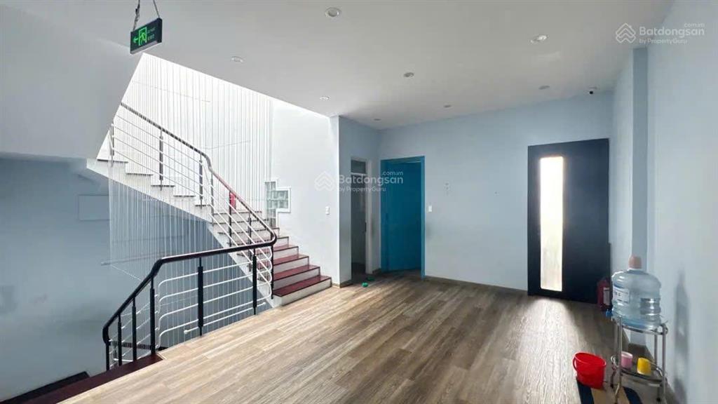 Bán nhà 4 tầng phan đăng lưu ngang 7,5m giá sập hầm