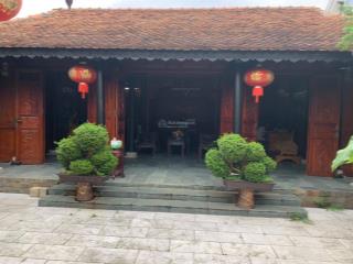Nhà gỗ ở bình dương sau làng đại học quốc gia, thích hợp làm quán cafe, văn phòng