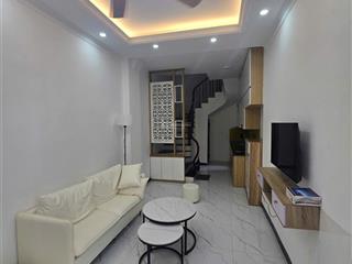 Bán mặt phố quận ba đình 37m2 giá bán 11 tỷ 450 triệu.
sát ngã tư, kinh doanh tốt mọi ngành nghề