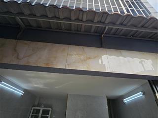 Bán nhà ,bình tân dt 4x5m xinh xắn 2 lầu như hình, nhà thật giá thật. sổ hồng riêng tại hcm