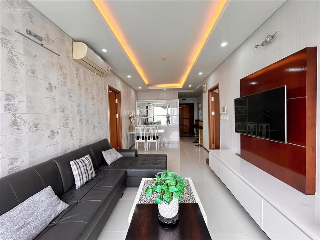 Bán nhiều căn hộ thảo điền pearl 2pn giá 8.45tỷ  9.5 tỷ (90 105m²).