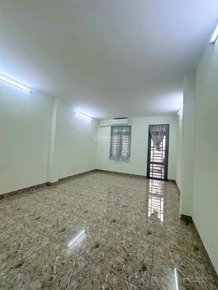 Bán mtnb lê văn phan vườn lài tân phú 4.1x12.5m. đúc 1 trệt, 3 lầu st. vị trí đẹp kinh doanh tốt