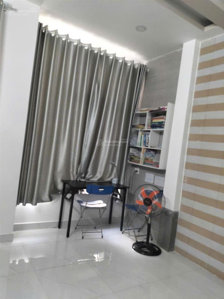 Bán nhà 2 mặt hẻm 5m gò dầu tân phú.dt 4x13 đúc 1 lầu nhà đẹp ở ngay chỉ hơn 5 tỷ