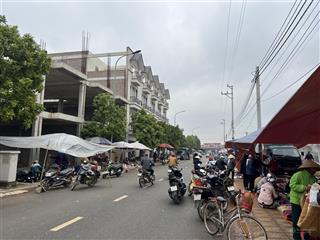 Bán lô đất khu đô thị hưng hoá đã sẵn sổ ngay cạnh chợ, dân cư đông đúc đường 10m giá chỉ 2xtr/m2