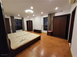 Bán căn hộ chung cư 15  17 ngọc khánh dt 146m2 3pn 2vs đủ đồ  0965 960 ***