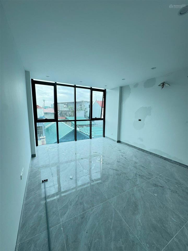 Cho thuê mặt phố phúc xá ba đình 80m 6 tầng thang máy giá 60tr ô tô tầng chia 2 phòng tổng 9 phòng