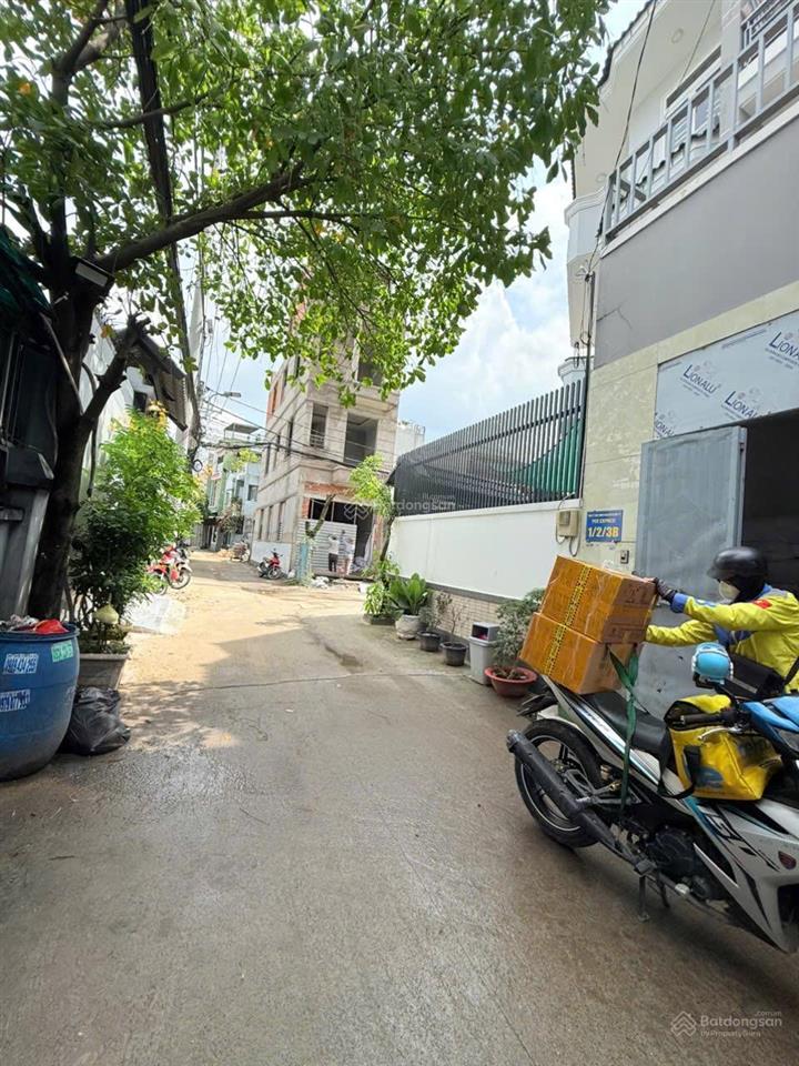 Bán gấp nhà 3 tầng hẻm xe hơi thông  linh đông dt 67m2 hoàn công đủ  nhỉnh 6 tỷ