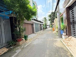 Bán gấp nhà 3 tầng hẻm xe hơi thông  linh đông dt 67m2 hoàn công đủ  nhỉnh 6 tỷ