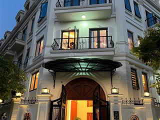 Tài chính 9,6 tỷ sở hữu nhà liền kề 80m2 ngay mặt đường quốc lộ 3. tt đông anh