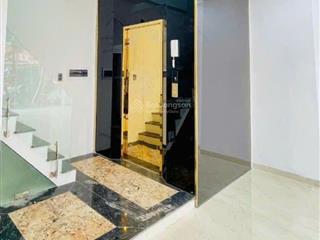Bán nhà mặt phố 25.2 tỷ, dt 52m2, mt 7.8m, 5 tầng thang máy, thông sàn, phố quang trung, hà đông