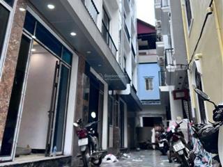 Bán nhà 7.8 tỷ, dt 30m2, mt 4.5m, 5 tầng, 3 ngủ, trước nhà 3.5m, 10m ô tô tránh, vạn phúc, hà đông