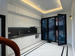 Bán nhà 6.5 tỷ, dt 22m2, mt 3.3m, 5 tầng, 3 ngủ, ô tô sân sau nhà, 100m ra phố chiến thắng, hà đông