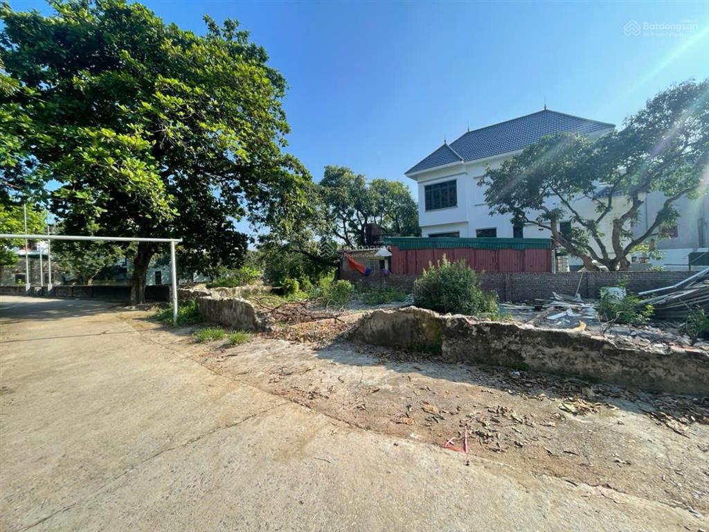 Bán lô đất lô góc 40m phụng châu, chương mỹ gần 3 trường đại học giá 2,59 tỷ ô tô tránh nhau