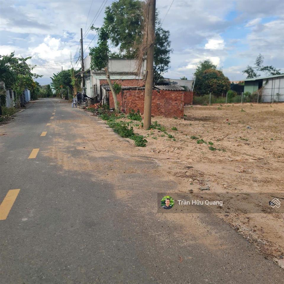 Bán đất vườn ven biển phước hải diện tích 472m2 có 80m2 thổ cư. nở hậu 14m