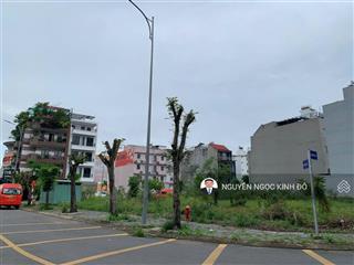 Bán nhanh lô đất the seasons ngay cổng chính lotte mart lái thiêu, giá 5.6 tỷ, dt 6x20m. sổ sẵn