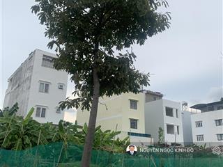 Bán đất the seasons giá rẻ chỉ 42.4tr/m2. dt 5x25m. sổ sẵn. ngay lotte mart lái thiêu