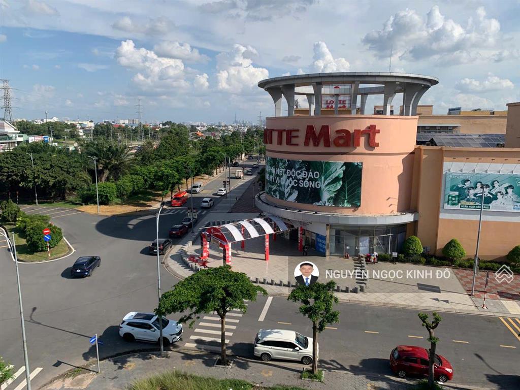 Cuối năm cần vốn kd bán gấp lô đất the seasons giá 5 tỷ. dt 5x20, sổ sẵn.  0386 602 ***