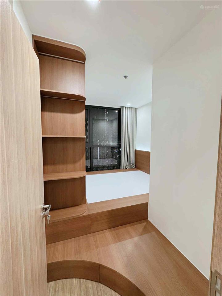 Chính chủ cần bán căn 3pn 80m2, toà tc2 tầng 1812.giá chỉ 6,9 tỷ bao phí,the canopy residences