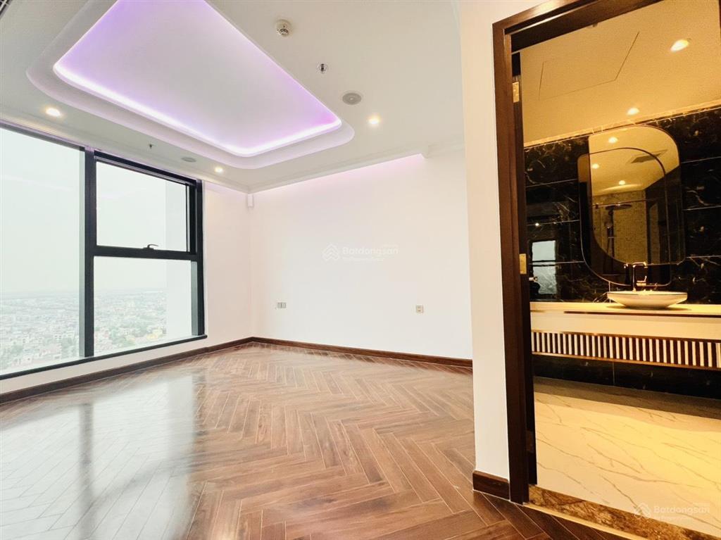 Cần chuyển nhượng căn hộ diamond crown căn góc 3,5 ngủ view hồ phương lưu giá cực tốt