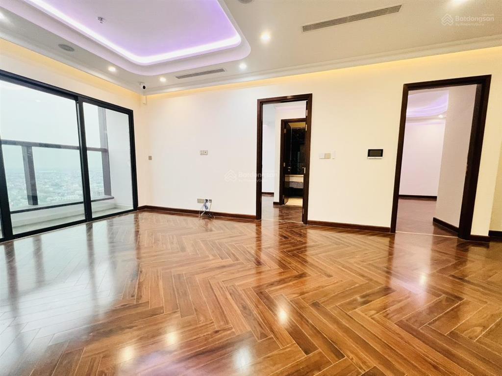 Cần chuyển nhượng căn hộ diamond crown căn góc 3,5 ngủ view hồ phương lưu giá cực tốt