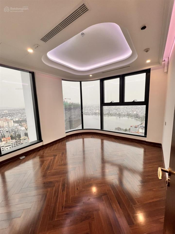 Cần chuyển nhượng căn hộ diamond crown căn góc 3,5 ngủ view hồ phương lưu giá cực tốt