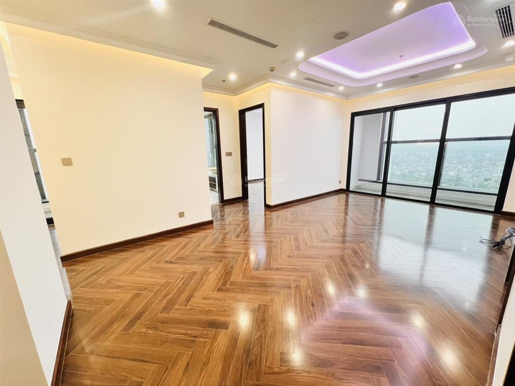 Cần chuyển nhượng căn hộ diamond crown căn góc 3,5 ngủ view hồ phương lưu giá cực tốt