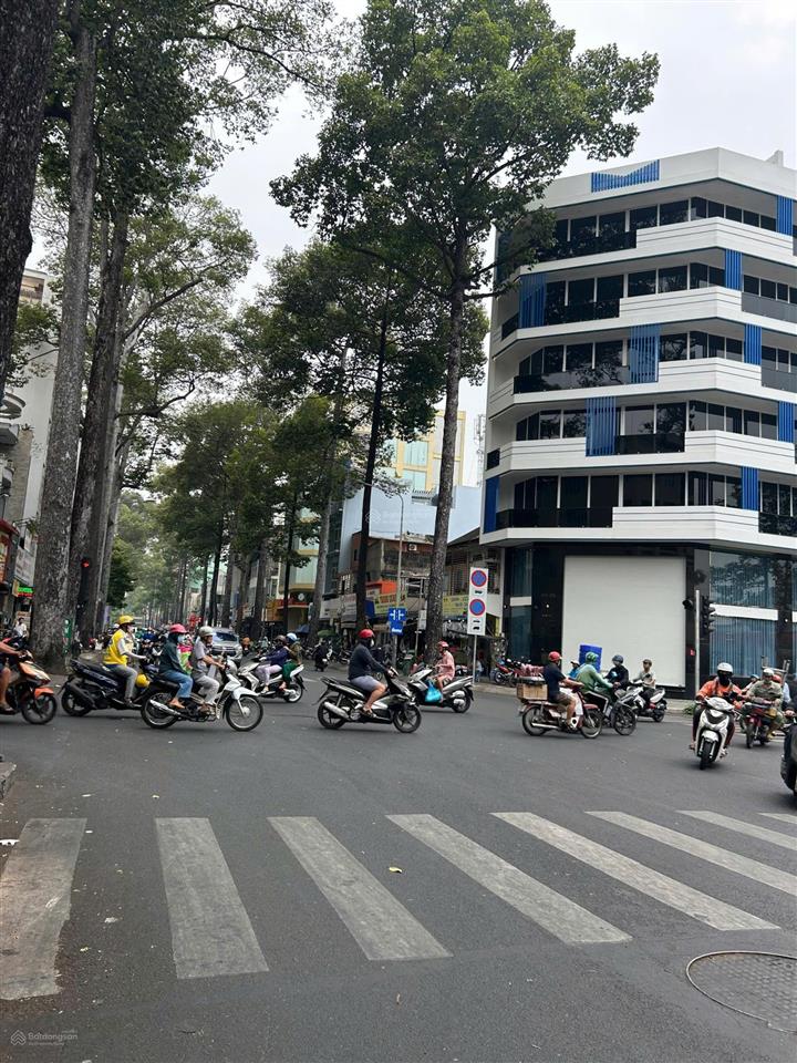 Bán nhà mặt tiền nguyễn chí thanh , phường 7 , q.10 , ngang 8.2m x 27m , cn  219m2 , giá  73,8 tỷ