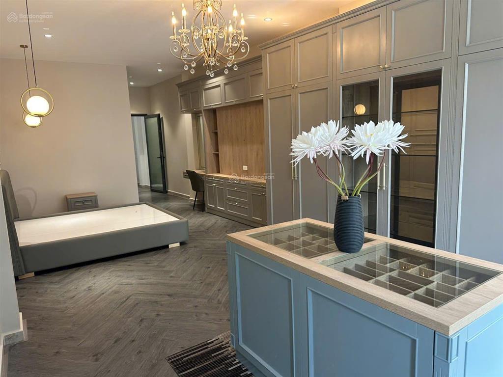 Bán nhà mặt tiền cư xá lữ gia, p15, quận 11 , 4 x 16m, 4 lầu , 14,5 tỷ thương lượng