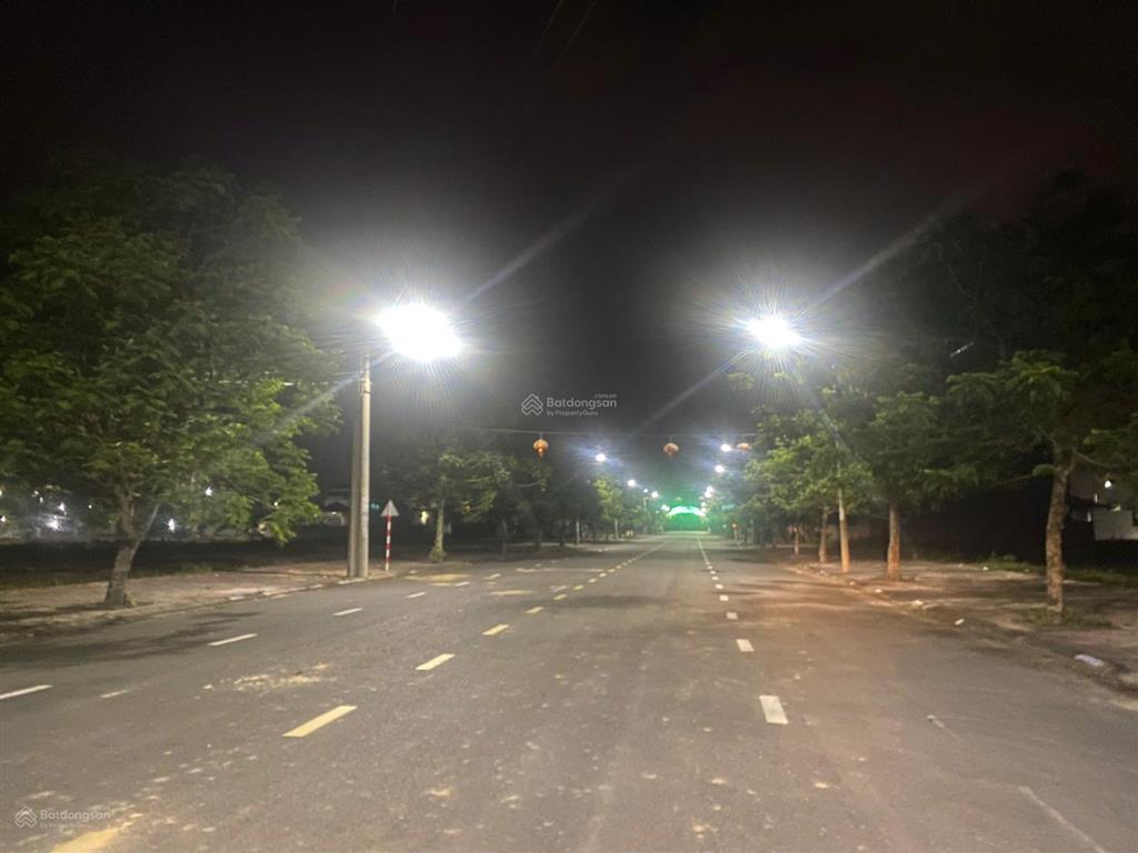 Phố chợ lai nghi (có sổ) bán đất đường 27m dt 6x26m giá 21 tr/m2 thông đường an dương vương