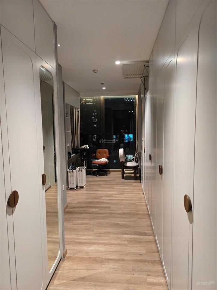 Chào bán 3pn 2vs căn góc view hồ + sân golf giá tốt nhất khu, full nội thất đẹp