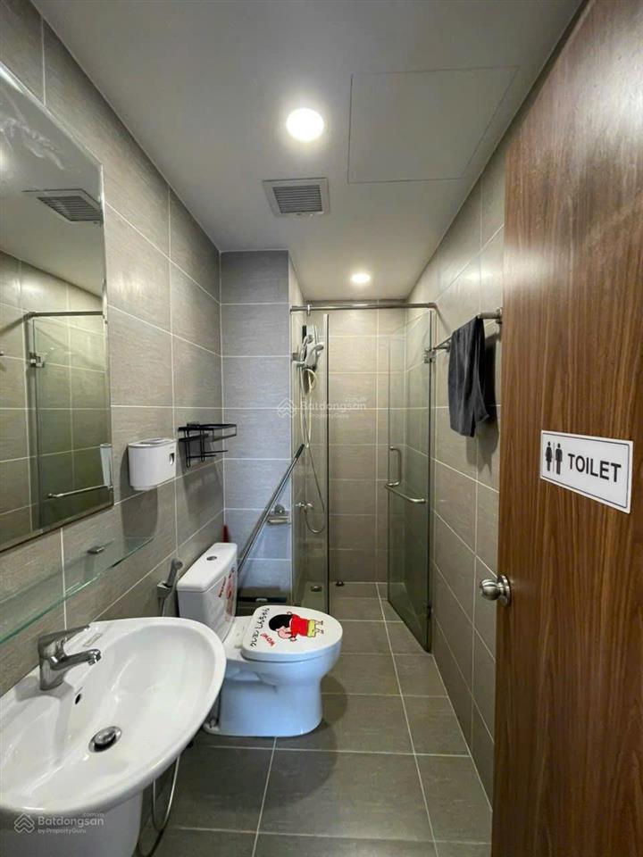 Căn hộ có sổ hồng và đầy đủ nội thất the pegasuite 1  68m²  2 phòng ngủ giá chỉ 4 tỷ 390 bao phí