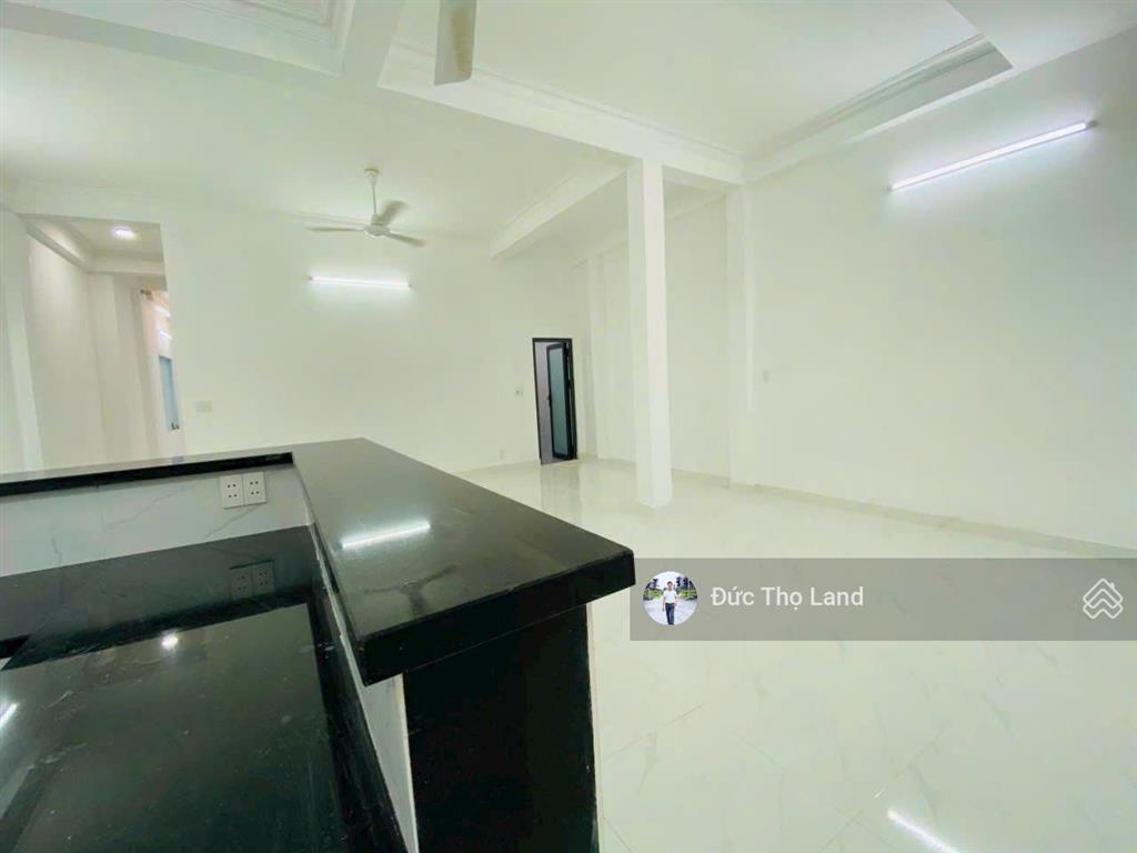 Bán nhà 7x19m, 3 tầng, hxh 7m, ở và làm vp công ty gần metro lê văn khương, hiệp thành 35, quận 12