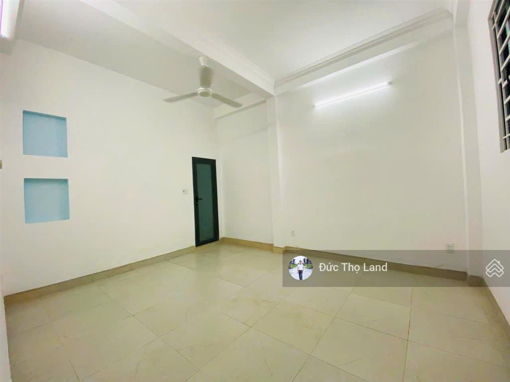 Bán nhà 7x19m, 3 tầng, hxh 7m, ở và làm vp công ty gần metro lê văn khương, hiệp thành 35, quận 12