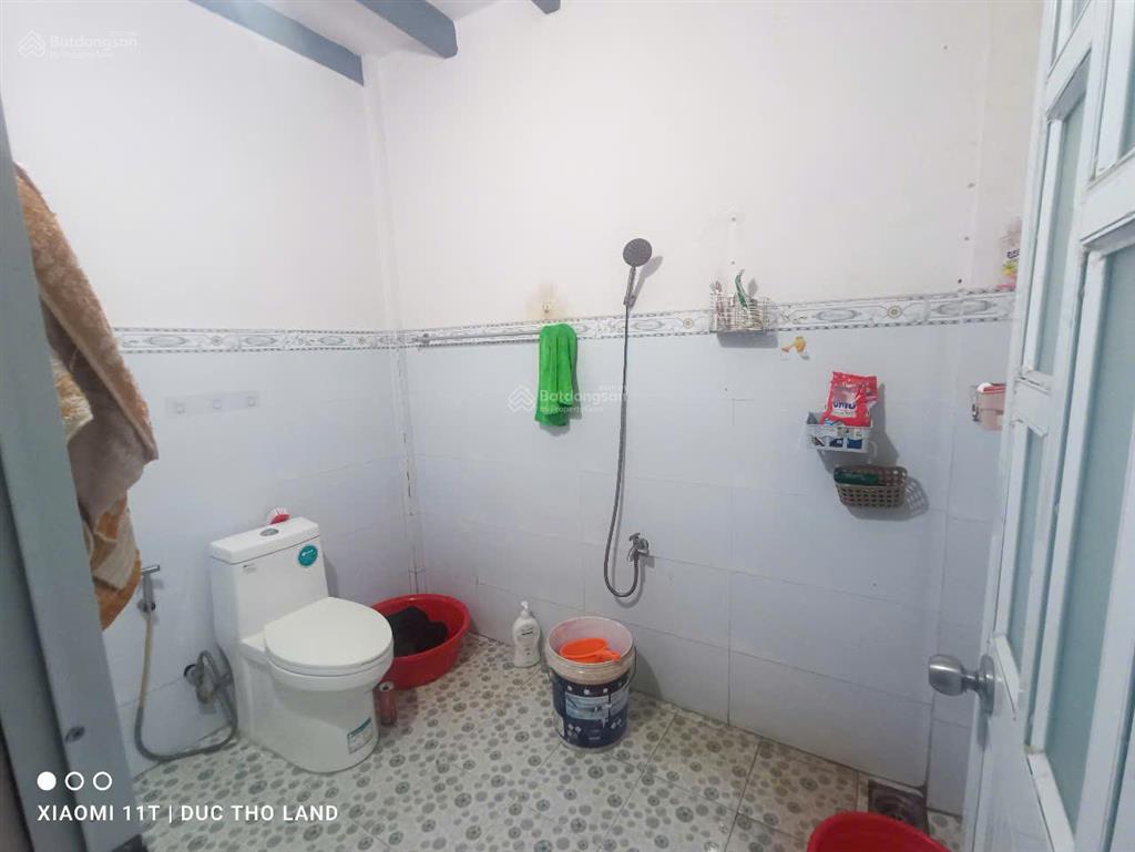 Bán nhanh dãy nhà trọ 303m2, 12p, tn 300tr/năm, giá tốt như giá đất, hxh 8m hà huy giáp, quận 12