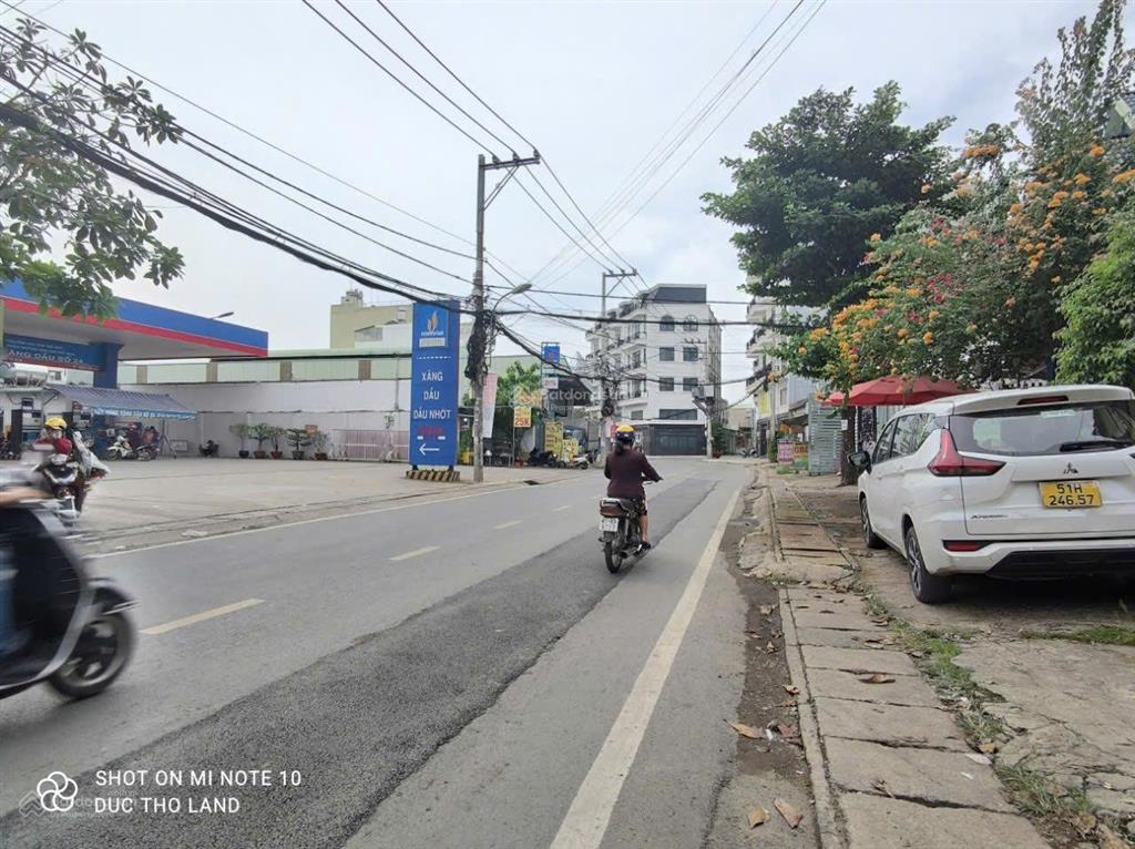 Giảm sốc 5tỷ bán gấp nhà xưởng 1400m2 mặt tiền đường xe công tô ngọc vân, chỉ còn nhỉnh 46tr/m2