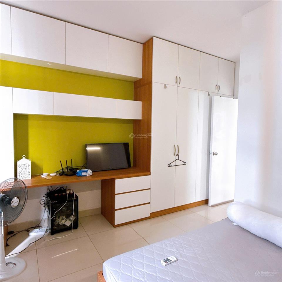 Cho thuê ch sunview town 2pn 2wc 58m2 có nt 7tr/tháng  ở ngay. xem nhà  0848 909 ***