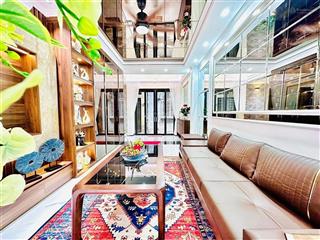 Phố giảng võ cực hiếm  thiết kế như ks 5* 6 tầng thang máy* dt 55m2, 4,6m mặt tiền. giá chỉ 18 tỷ