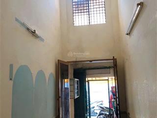 Chính chủ bán nhà 161d/100 lạc long quân, p.3, q.11  giá 3,6 tỷ  sổ hồng riêng. hẻm xe tải
